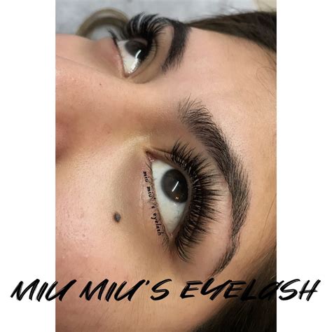 MIU MIU’S EYELASH STUDIO .